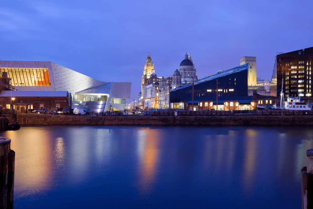 liverpool england cityscape at night