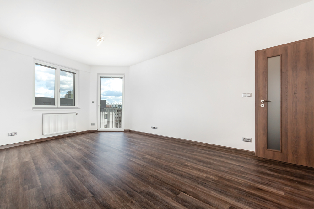 Wood floor in unfurnished home